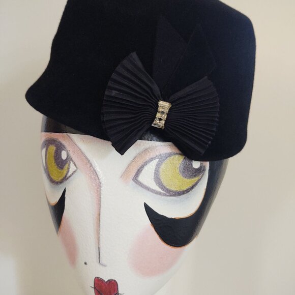 Velvet Petite Black-BOW Hat~ Vintage - Picture 5 of 8